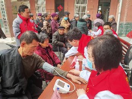 开展博爱义诊3.jpg